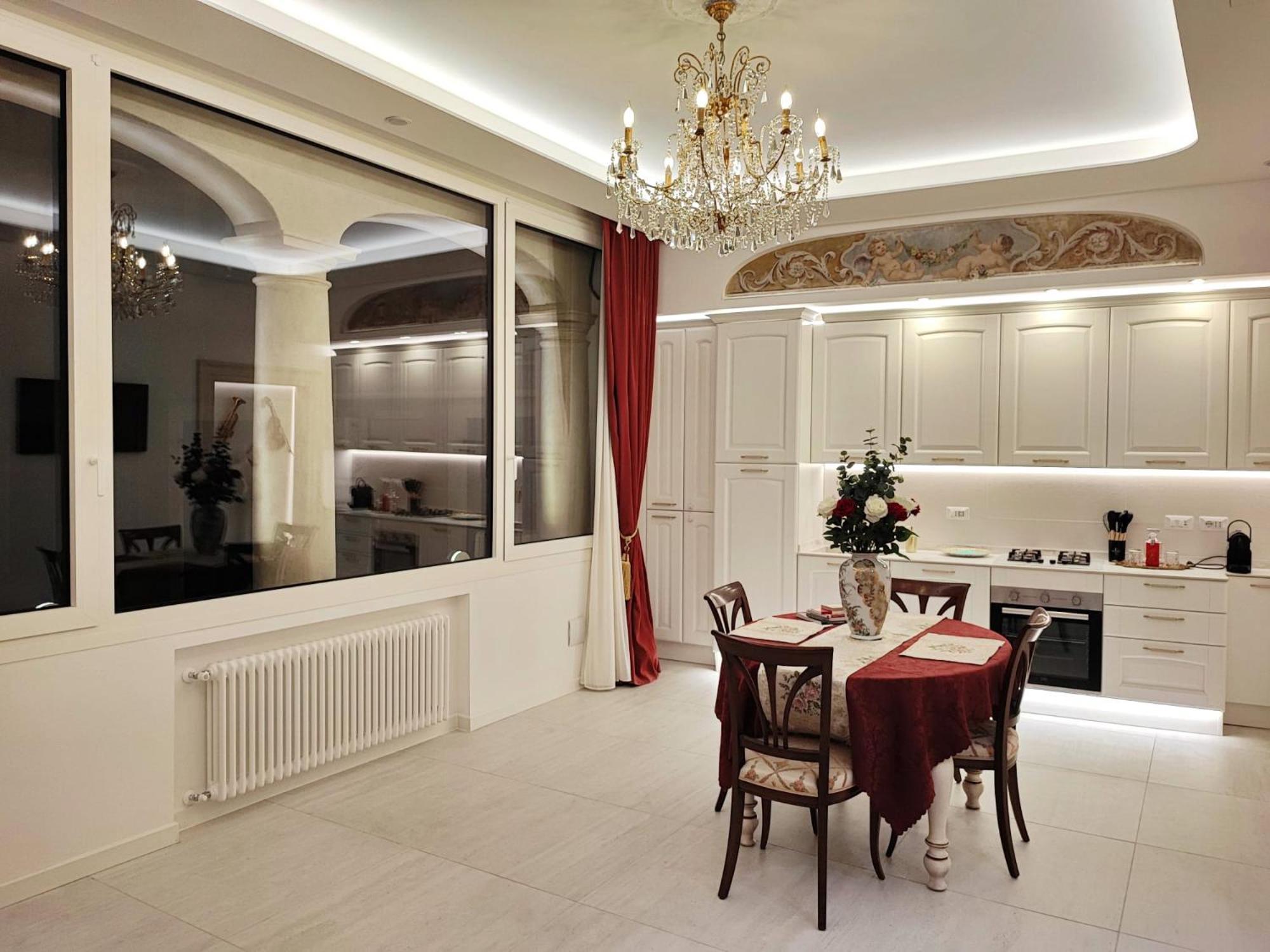 Arena Concert Concerto Love - Historic House Amorino At "Palazzo Tiolo" Palace فيرونا المظهر الخارجي الصورة